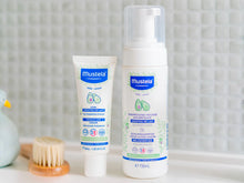 Load image into Gallery viewer, Mustela Shampooing Mousse Nourrisson, Foam Shampoo for Newborns
