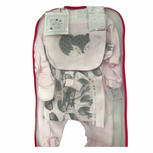 Load image into Gallery viewer, 8 Piece Baby Gift Set, Newborn 0-3 Months - Pink
